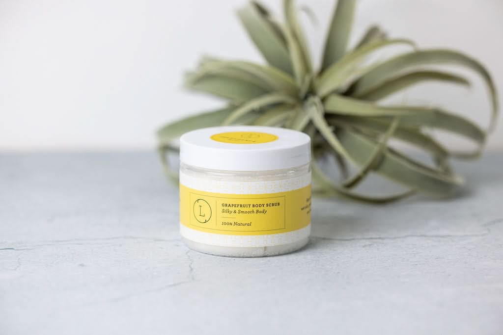 Moisturizing set with Grapefruit body oil and Body scrub - My American Goods