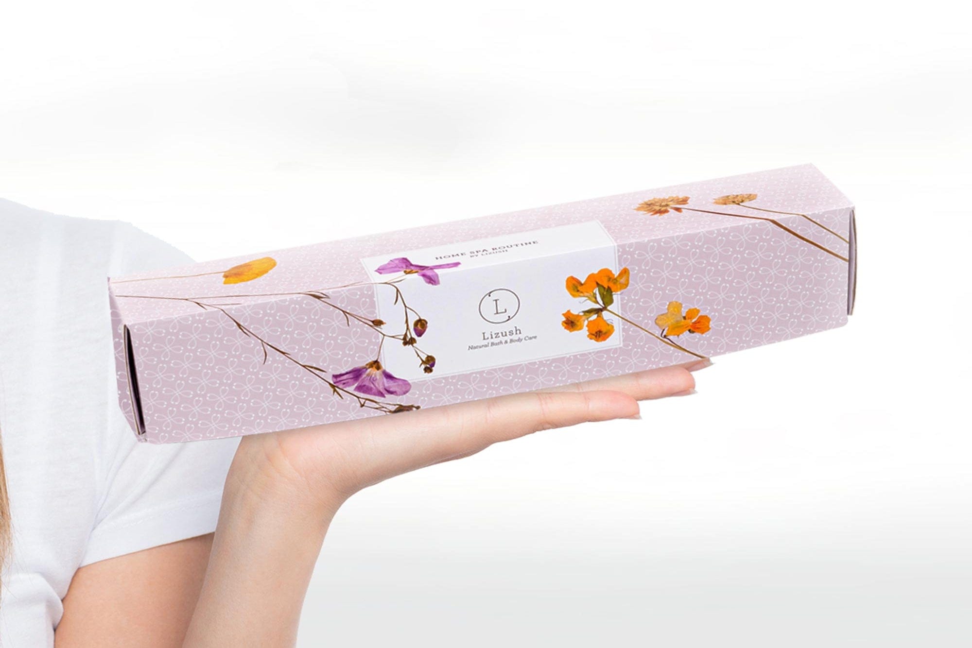 Lizush Gift set for Her Pamper gift | pamper box | Gift for Co-worker |Nurse\career | Mom | Sister | BFF | Affection | appreciation