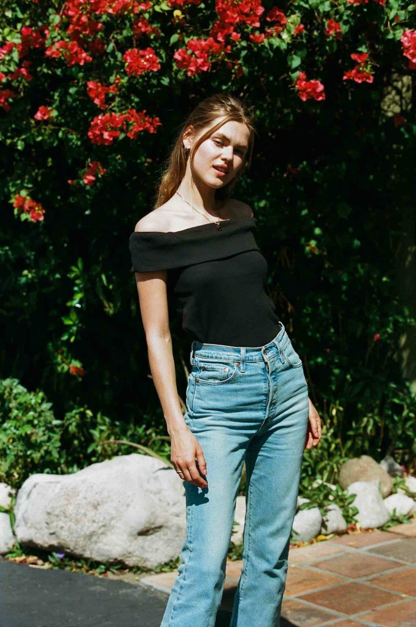 Maverick Off-the-Shoulder Top - Black