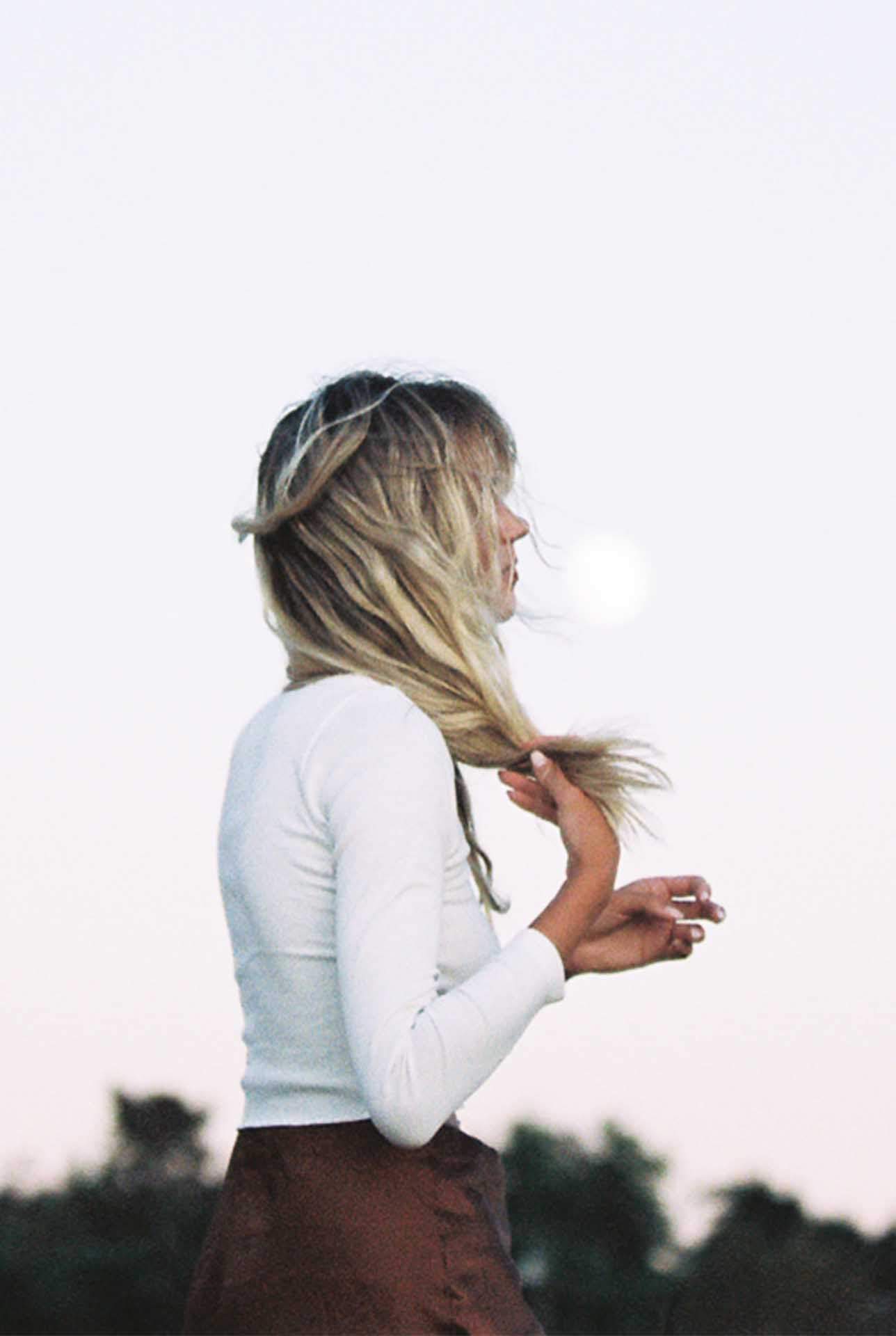 Natalia Top - White Rib Crop