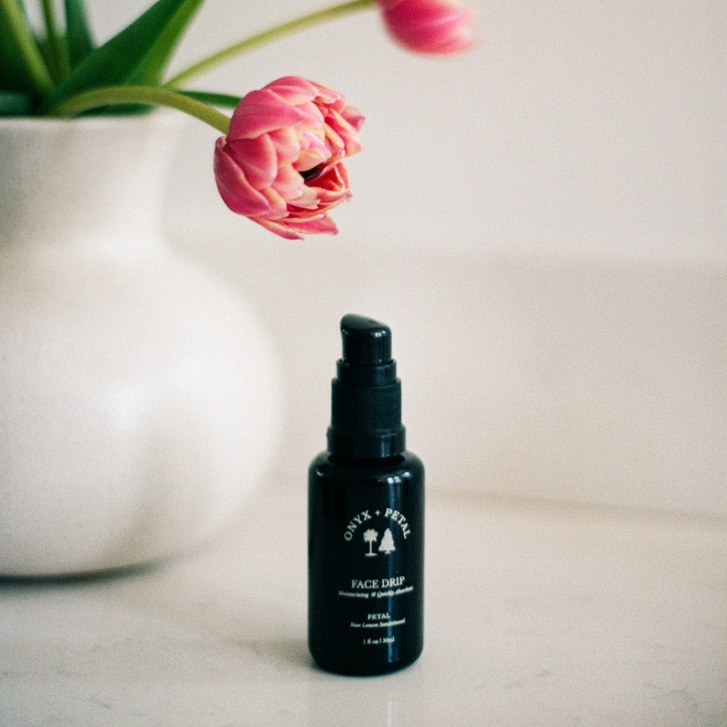 ONYX + PETAL Petal Face Drip
