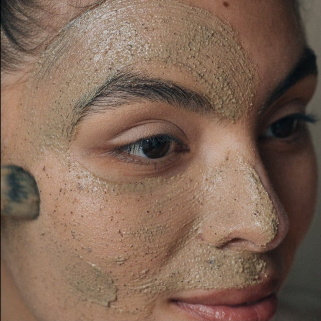 ONYX + PETAL Grove Face Mask