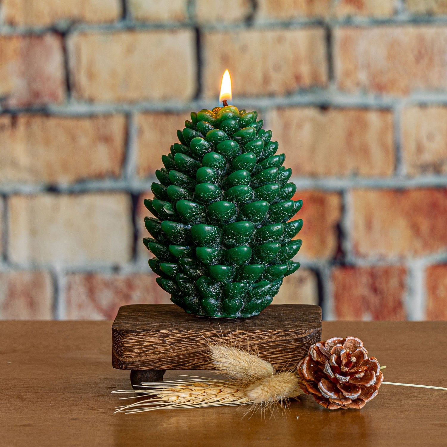 Signature Sculpted Pinecone Candle - Forest