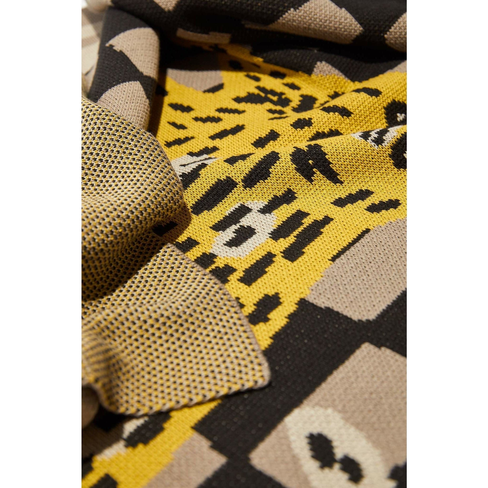 Biquette Throw Blanket Three of Cats Throw Blanket
