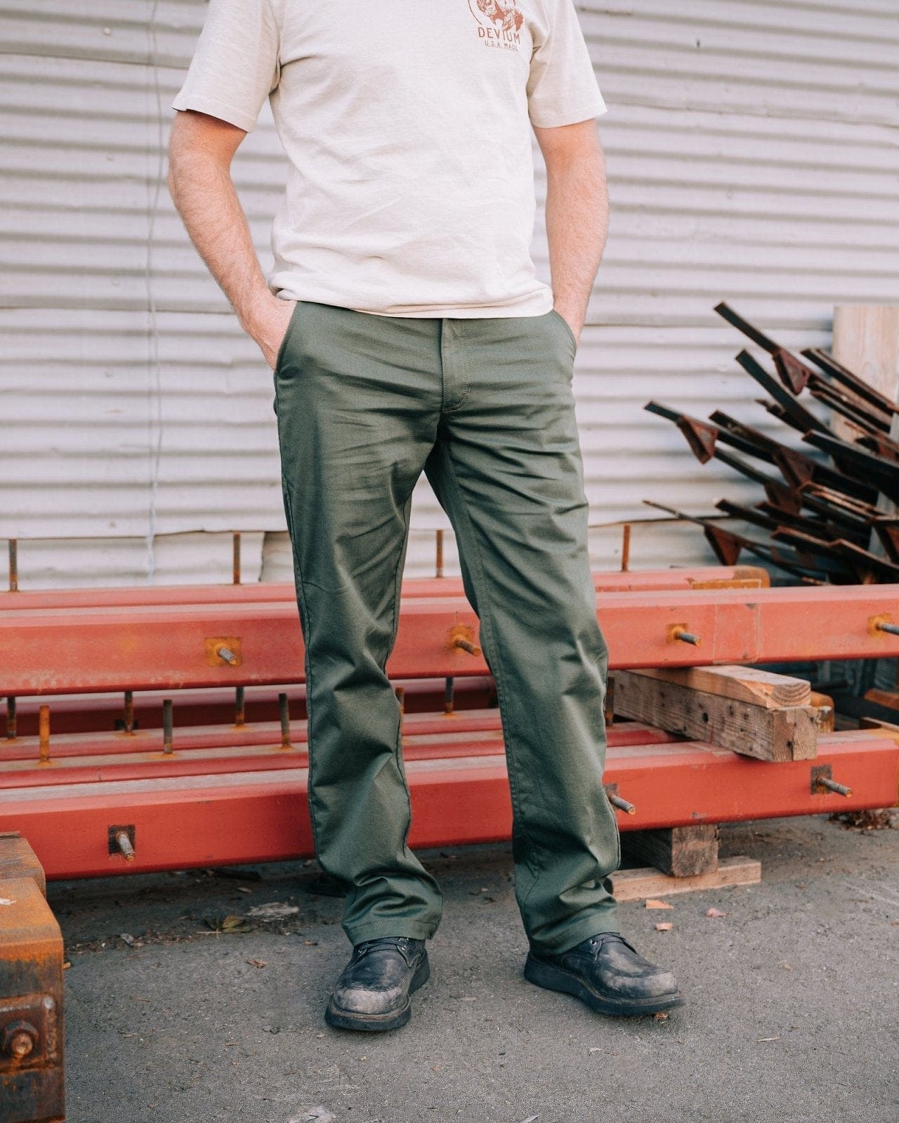 Devium Bottoms Workhorse Chino Pant